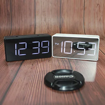 

Mirror Alarm Clock LED Digital Display Electronic Time Temperature Calendar Table Alarm Clock USB Charging Student Desk Clocks