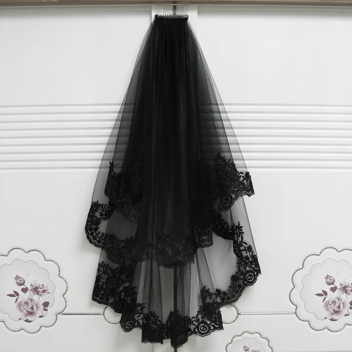 

Wuaini Witch Halloween Headdress Ghost Bride Wedding Clothes COS Modeling Short Black And White with Pattern Veil Comb Lace