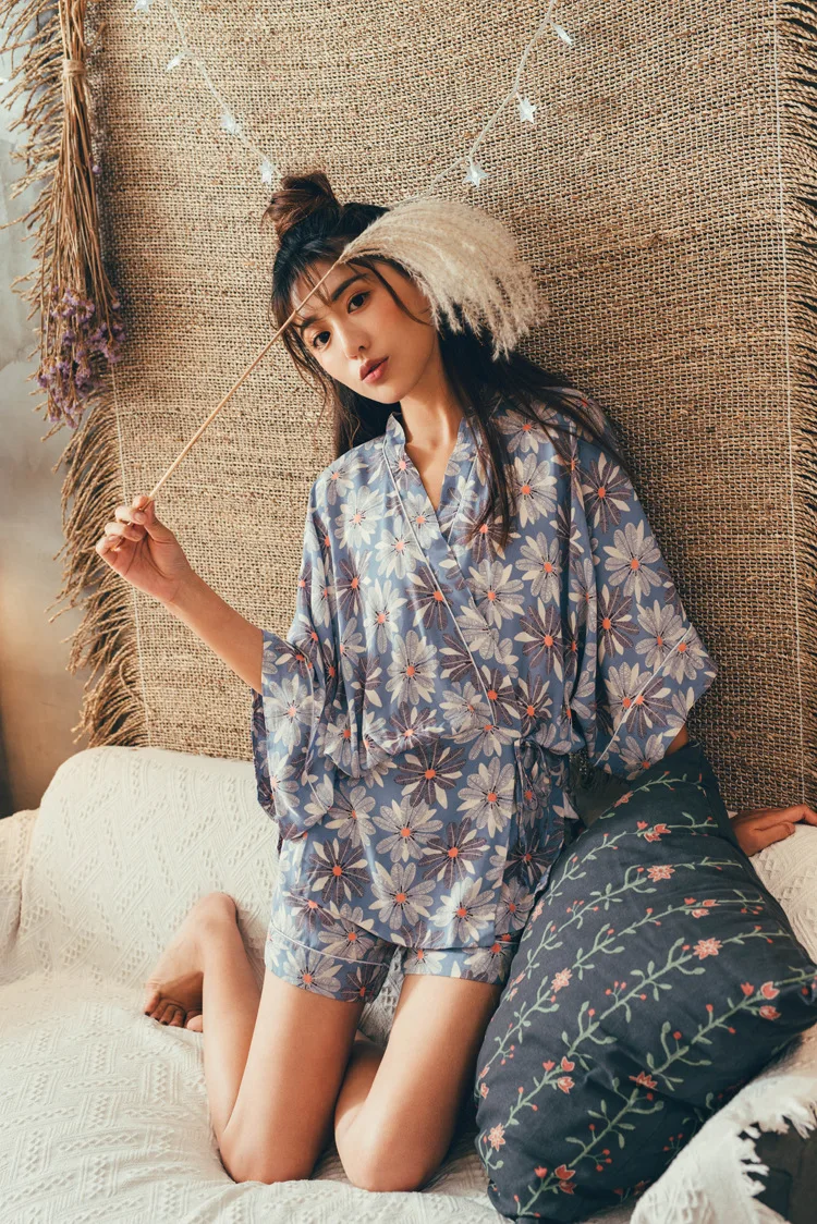 Summer New Sweet Lady Printing Daisy Sling Shorts Three Pieces Set Loose Pajamas Sexy Pijama Loungewear Women Sleepwear Pj Set
