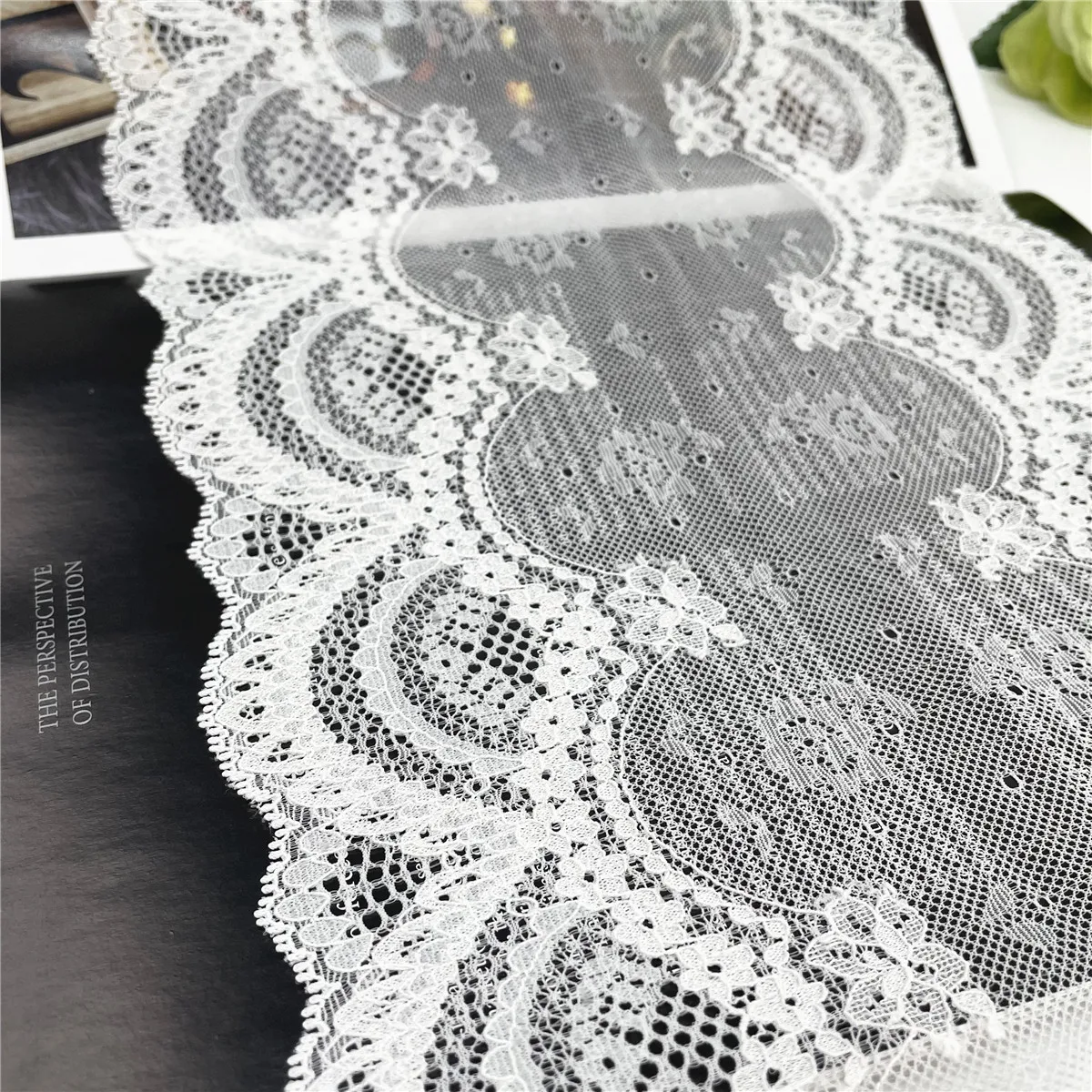 3y/lot Width 9 1/4 inch 23.50cm Pretty White Stretch Elastic Lace Trim 6