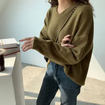 

Simple foundation fall shoulder v-neck sweater women 2019 autumn and winter Korean leisure crew neck knitted sweater