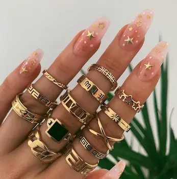 

GTQ 13 Pcs/Set Bohemian Gold Geometric Snake Heart Butterfly Crystal Ring Set Women Charm Joint Rings Party Wedding Jewelry