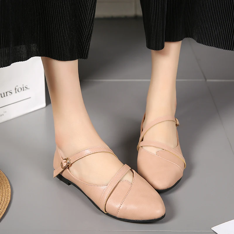 

New arrival ladies casual shoes lightweight soft solid color simple 2020 spring summer essential Round Toe Buckle Strap W38-21