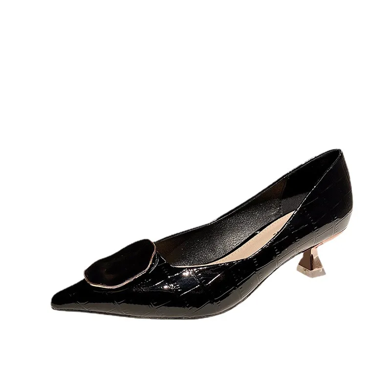 Women Luxury Pumps Slippers Fashion Metal Buckle Brand Mules Pointed Toe Slip on Low Heel Dress Shoes Women Outdoor Slides