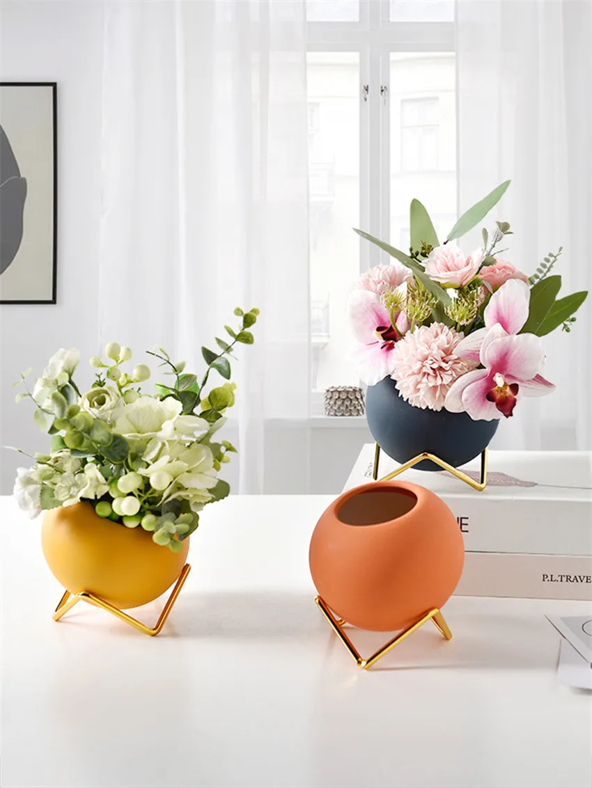 Round Ball Vase Ceramic Iron Art Tabletop Flower Pot Nordic Modern Home Decor