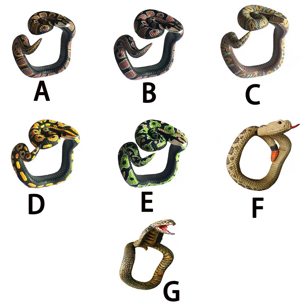 Novelty toy simulation snake resin fake snake bracelet scary rattlesnake cobra horror funny birthday party toy joke prank gift