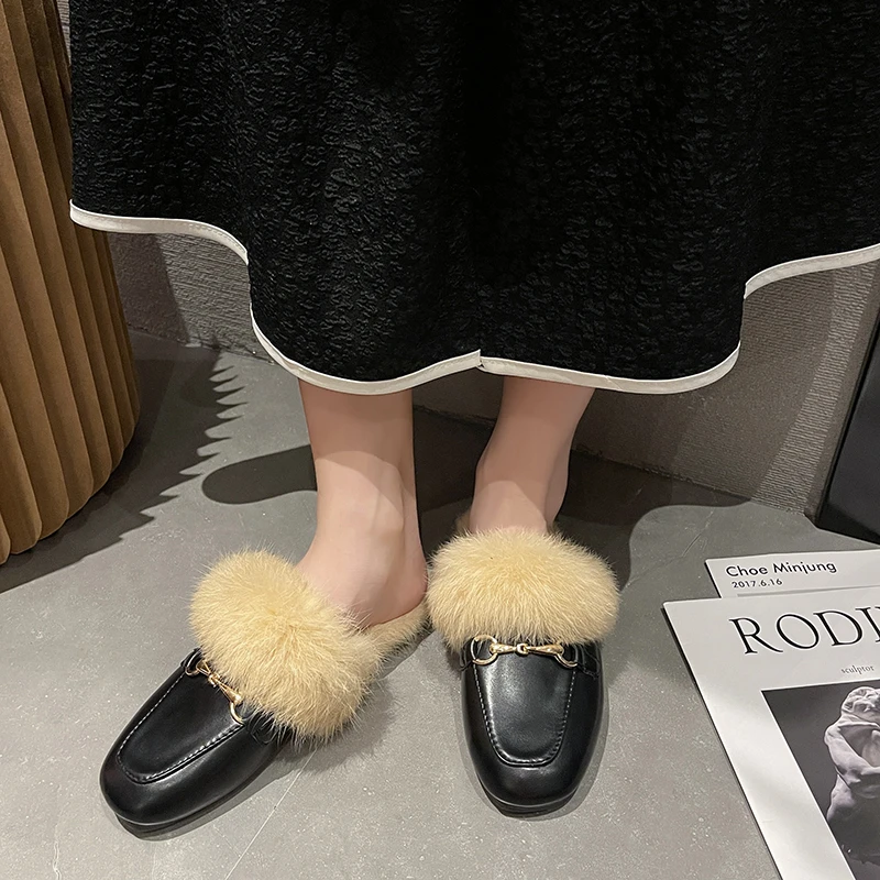 AutumnWinter New Metal Buckle Mules Women Shoes Real Fur Loafers Pregnant Shoes Women Furry Slides Fluffy Baotou Slippers