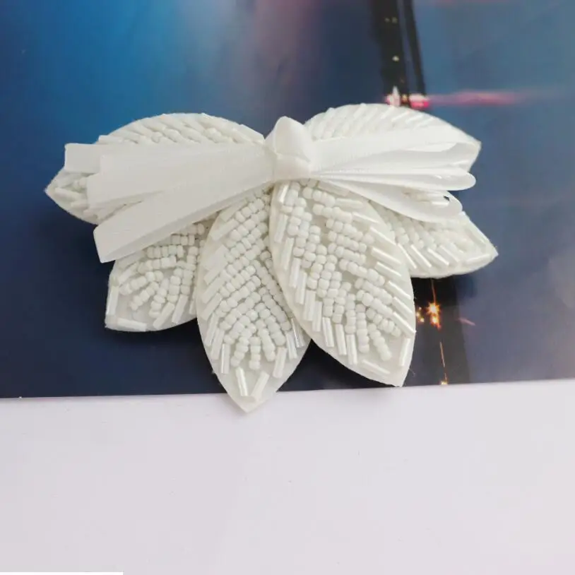 1 Ручной работы из бисера лист Бабочка Ткань наклейки платок украшения одежды DIY аксессуары - Цвет: 1