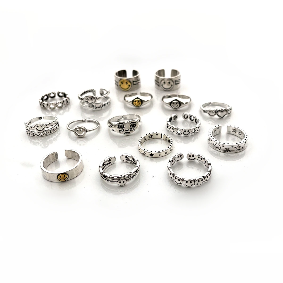 Anillo abierto de 15 estilos de Color plateado antiguo cara sonriente y feliz para mujer, anillos ajustables con caras múltiples Smiley simples huecas, A908