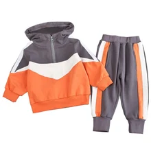 Для маленьких мальчиков одежда из хлопка Демисезонный детские, для малышей пальто с капюшоном в Корейском стиле, комплекты одежды комплект для девочек пуловерные костюмы на возраст 1, 2, 3, 4 года