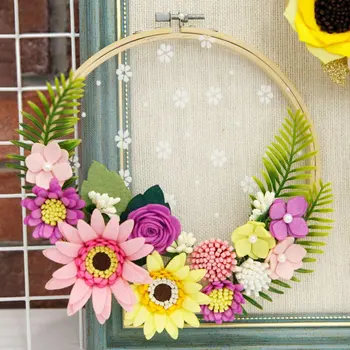 

DIY Craft Kit Beautiful Felt Flowers Wall Hanging Felt Ornaments Garland Artificial Flowers Handmade Xmas Felt For Living Room