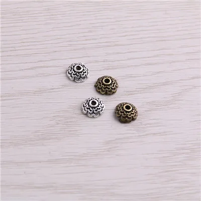 Two Color Сладкий колокольчик 300 шт 3*7*7 мм два цвета гнездо Полые Мини цветок DIY разделенные ювелирные изделия Аксессуары Подвески для изготовления ювелирных изделий - Окраска металла: Two Color