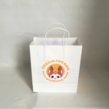 1000 шт/партия пользовательские бумажные пакеты с печатным логотипом крафт-бумага пакеты с ручками для бутиковой одежды/упаковки ювелирных изделий