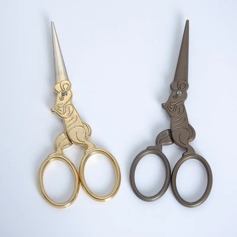

ZOYOONE 1Pcs Vintage Rat-Shaped 12 Zodiac Shaped Titanium-Plated Durable Retro Embroidered Scissors Mini Tailor Scissors Tools E
