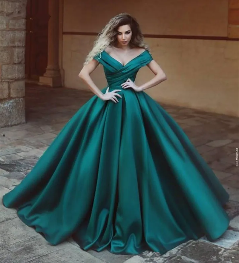 Green-Off-the-Shoulder-Ball-Gown-Mother-of-the-Bride-Dresses-Tops-V-Neck-Satin-Lace