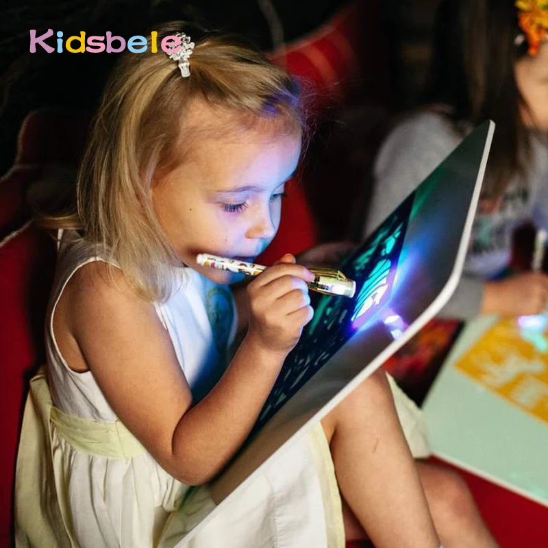 M Luminescent Drawing Pad Glow in Dark Kids Paint Toy Fun and Developing Toy Draw with Light Board for Kids Toddler Birthday Gift Magwei Light Drawing Doodle Board Toy 