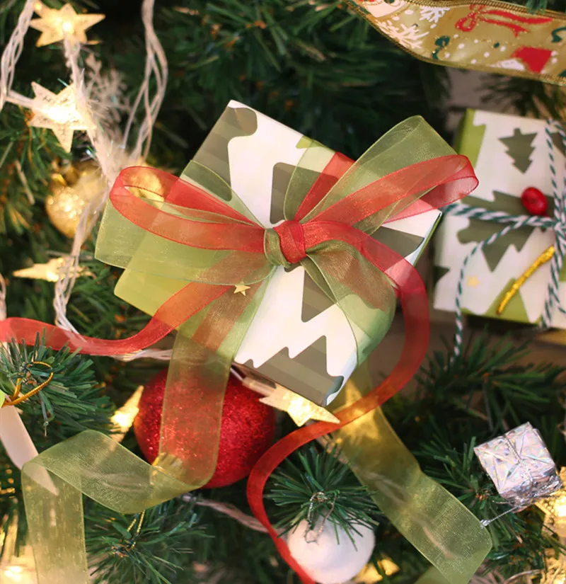 

2pcs Christmas Gift Wrapping Paper DIY Self-adhesive Handmade DIY Christmas Night Gift Box Packaging Materials