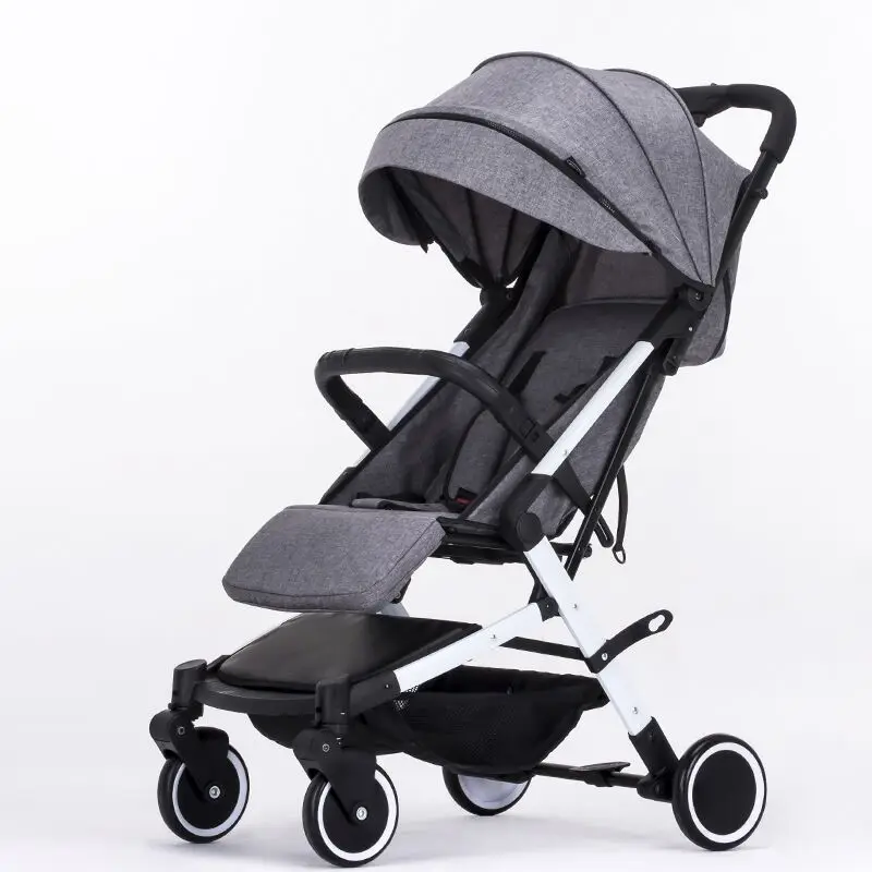

Baby stroller light and portable folding four-wheeled push-chair can sit lying baby umbrella stroller