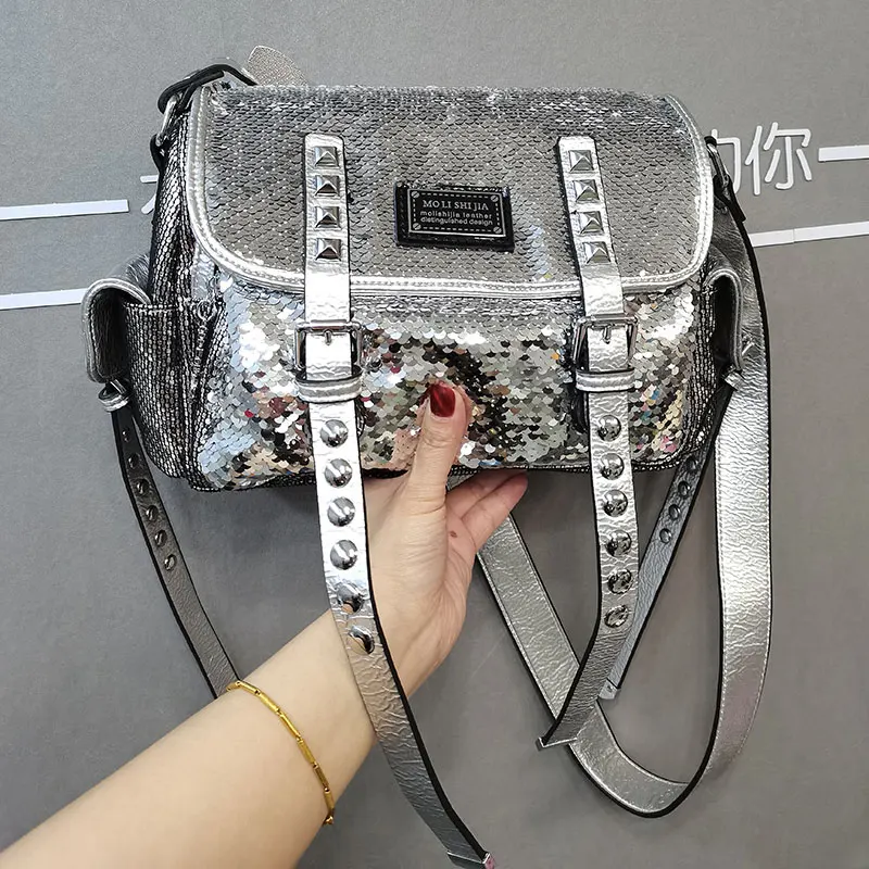 

Новинка 2021, женская сумка, квадратный клатч с заклепками и блестками, роскошная брендовая дизайнерская сумка через плечо, Модная легкая сумка-мессенджер