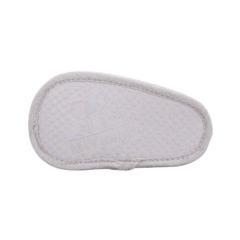 Soft bottom baby shoes