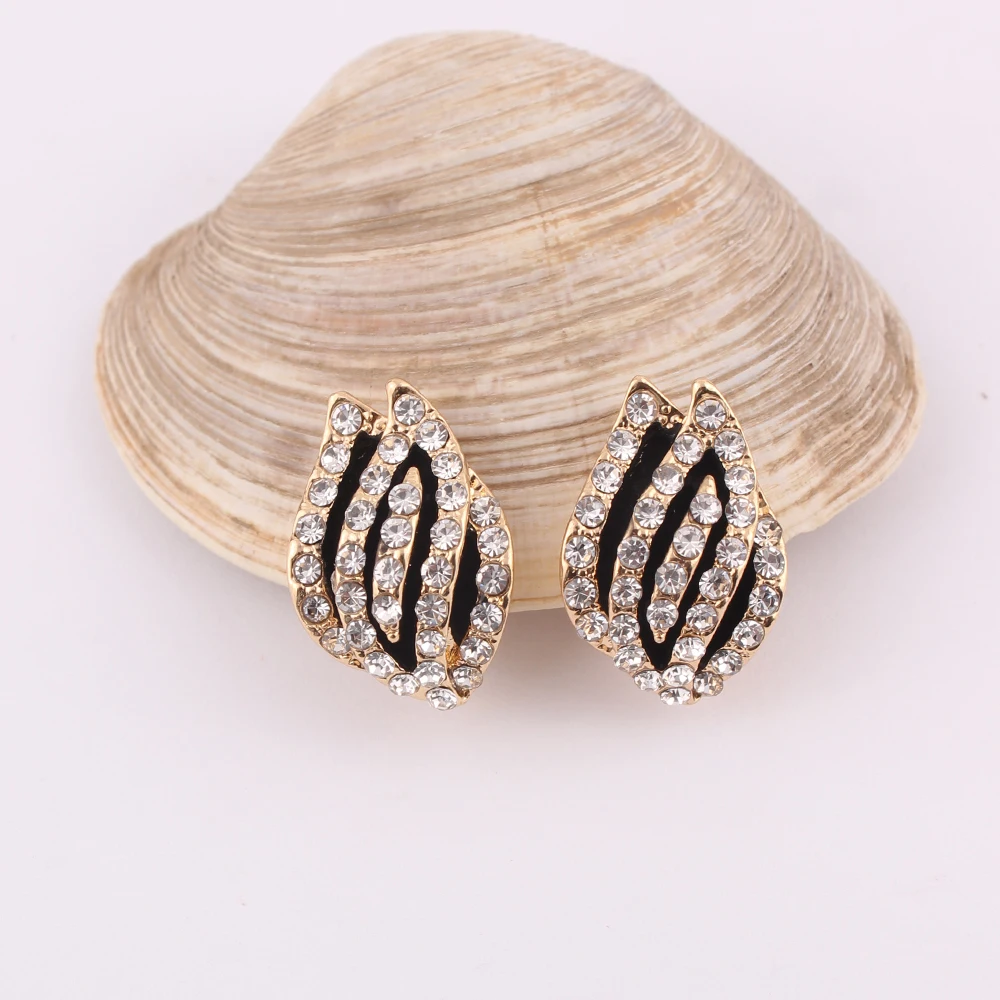GRACE JUN Gold Black Color Flame Shape Clip on Earrings Without Pierced for Women No Ear Hole Earrings ear clip earrings clip earrings ear clip