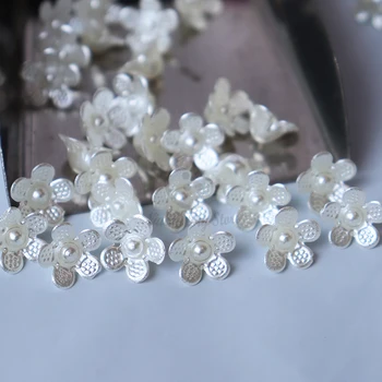 

100pcs 9mm Mini pearl flower buttons for decoration diy craft headwear wedding clothing decorative materials sewing supplies
