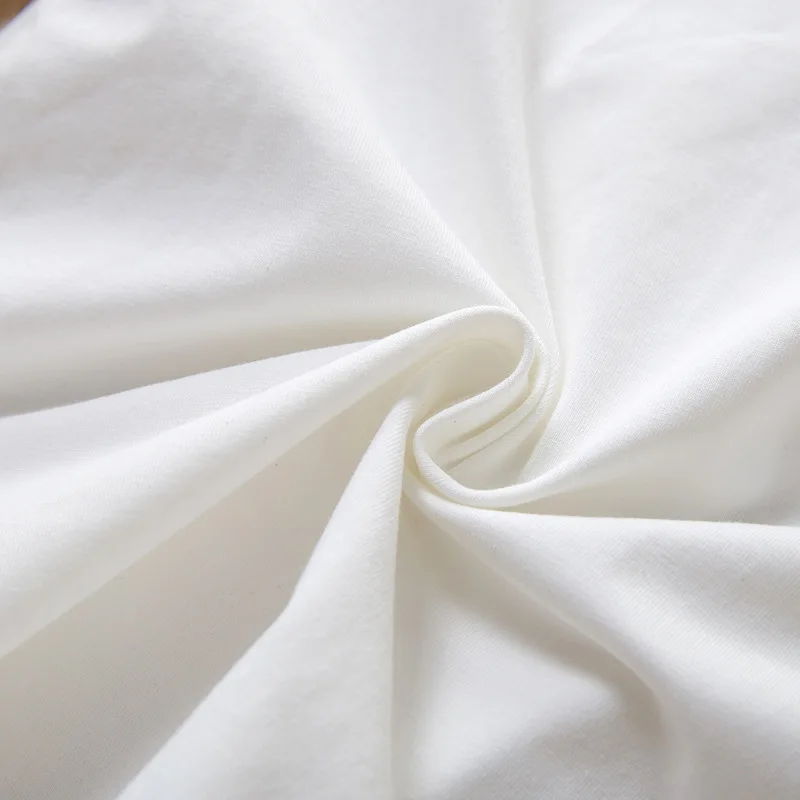 11243038966_1995614336