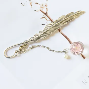 

Dried Flower Specimen Bookmark Vintage Feather Metal Book Clip Hanging Beautiful Bookmark for Book Tassel School Supplies Gifts