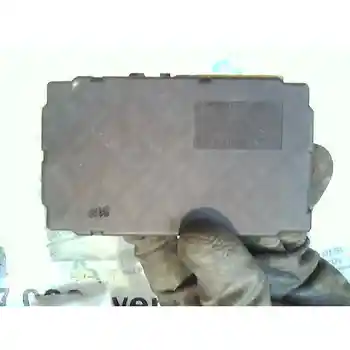 

8264105010 switchboard Toyota Avensis Saloon (t 22) 2.0 16v Cat