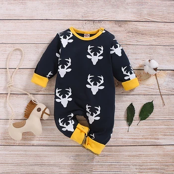 

PatPat Baby Boy / Girl Reindeer Allover Long-sleeve Jumpsuit Bottom Snap Spring and Autumn Round Neck Long Sleeve Cotton Casual