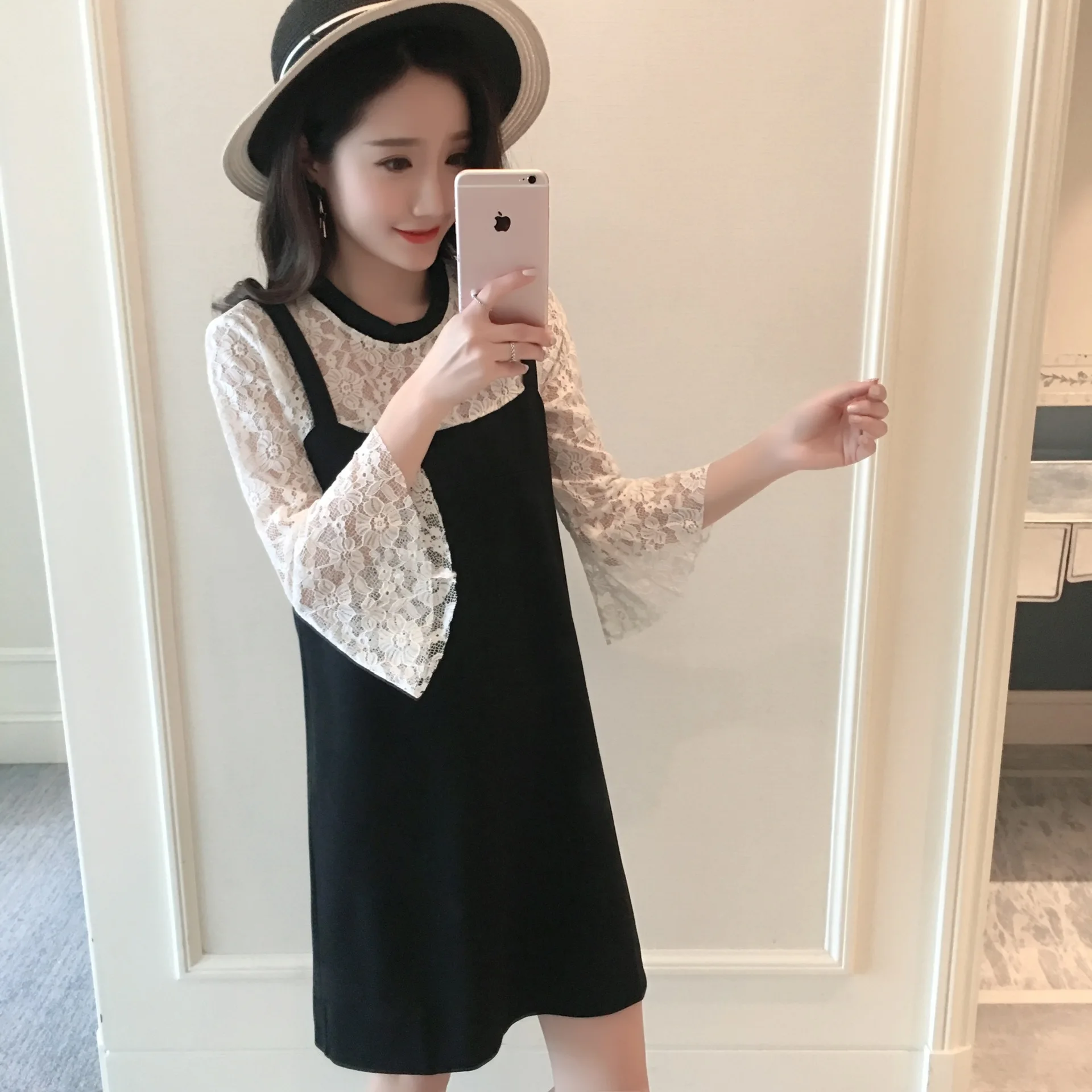 

-Nursing 2019 Spring New Style Pregnant Women Lace Joint Nursing Dress