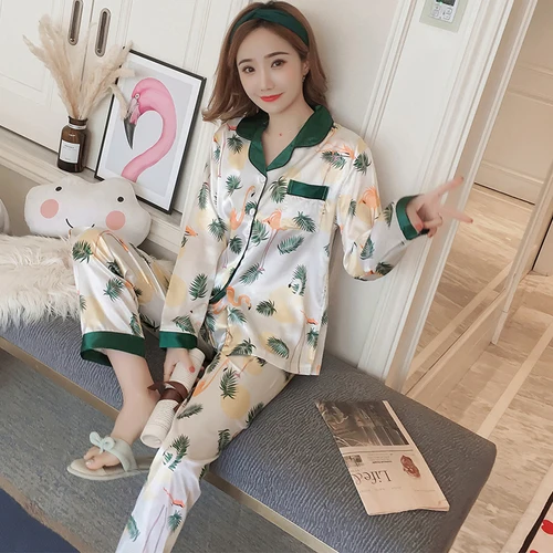 Party Pajamas Autumn New Women's Silk Long Sleeve Pajamas Set Loose Print Christmas Women Sleepwear Set Elastic Long Pants - Цвет: C HS 1863 bai