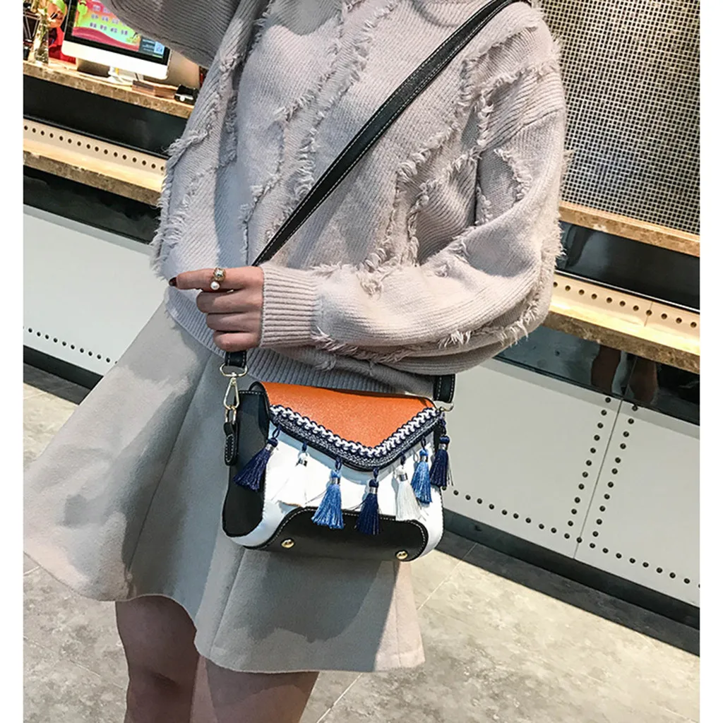 Vintage Women Weaving Tassel Shoulder Bag Messenger Bag Crossbody Bag Beach Bag Ethnic tassel shoulder Fashion messenger bag1104