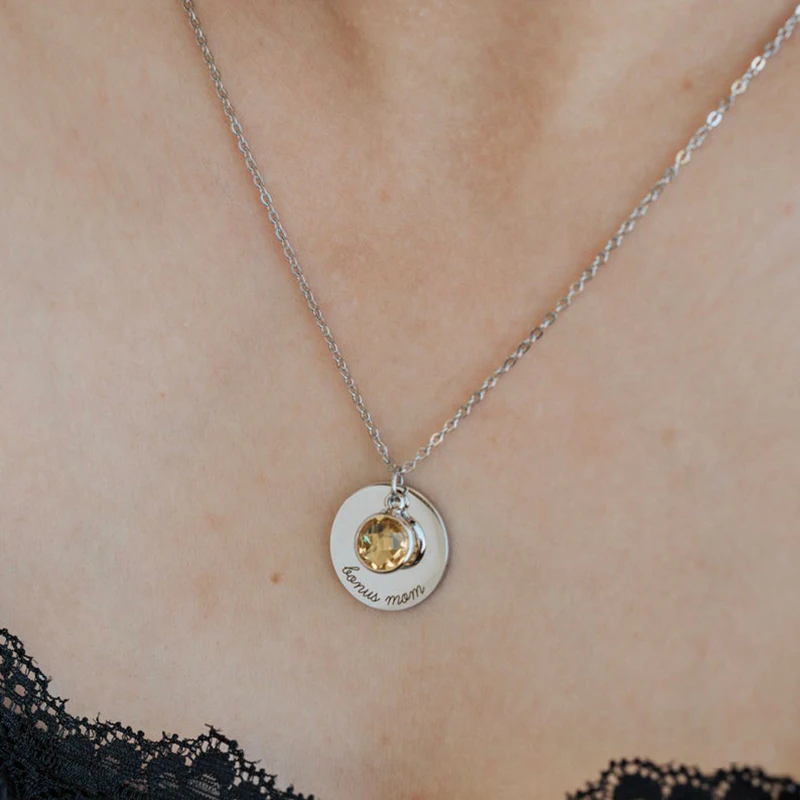 Customized Personalized Engraved Baby Name Pendant Necklace Birthstone Gemstone Mom Mother\'s Day Gift Ideas for Grandma Gift