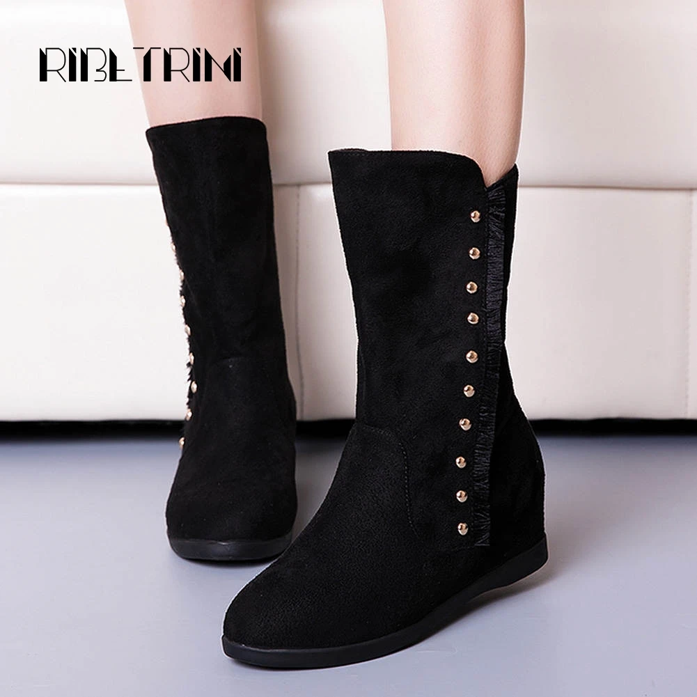 

RIBETRINI Punk Rivet Boots Women Fashion Hidden Wedge Heels Round Toe Platform Shoes Woman Slip On Nubuck Mid Calf Boots