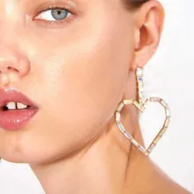 Yhpup стразы серьги-гвоздики в форме сердца геометрические серьги Brincos, можно носить с pendientes mujer moda для женщин Свадебная вечеринка