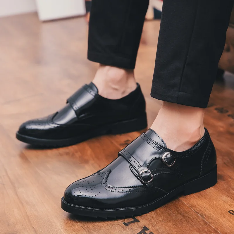 

Brogue Men Shoes Chaussure Homme Casual Business Casual Zapatos De Hombre Buty Meskie Large Size Summer Black Wedding Shoes