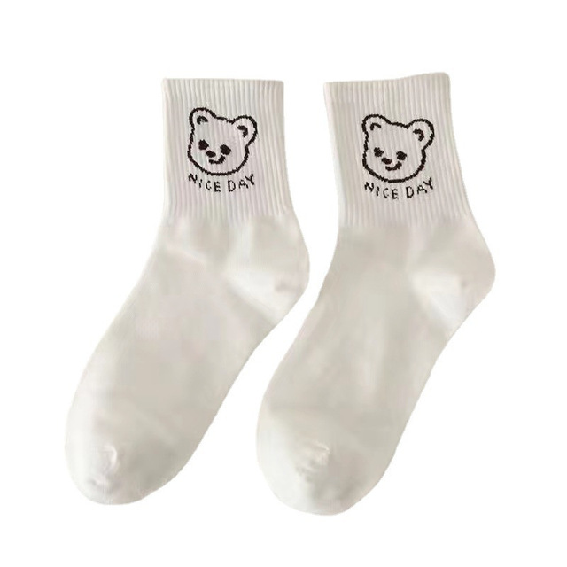 Japanese Versatile Lovely Student Style New Cartoon Medium Tube Bear Female Autumn Winter Socks Sports Leisure Cotton Socks