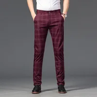 Verano ajustada a cuadros pantalones de los hombres de Corea del estilo Regular corte pantalones para hombres Formal de trabajo negro rojo 2021 nuevos hombres de la moda Pantalones