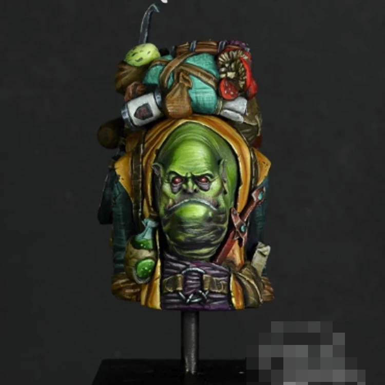 

1/10 The Traveler, Resin Model figure Bust GK, Science fiction theme, Unassembled and unpainted kit