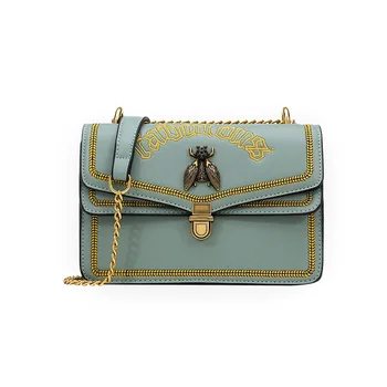 

New Korean retro embroidery bee One Shoulder Messenger chain small square Bag Fashion