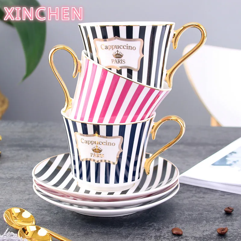 

Beknopte Streep Bone China Koffie Kop Schotel Met Gouden Lepel Elegante Keramische Parijs Thee Cup Porselein Theekopje Cafe