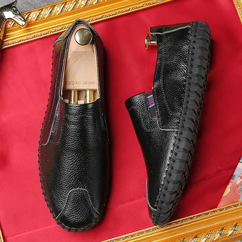

2020 New Fashion Leather Men Loafers Comfortable Slip-On Casual Shoes Men Flat Moccasins For Male Footwear 4 Color 38-50