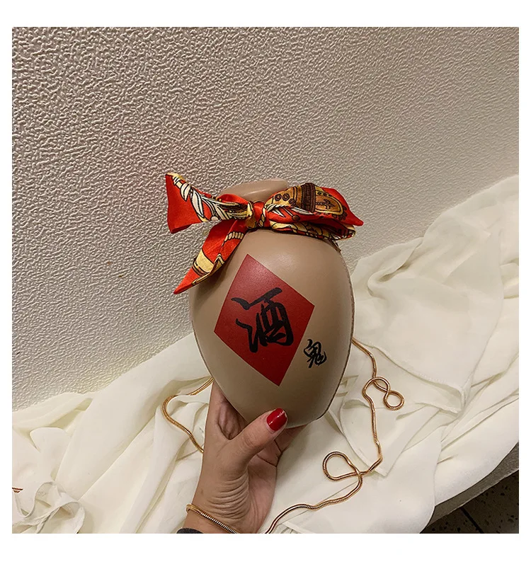 

Personality Style Shoulder Bag For Women Wine Bottle Shape Chain Crossbody Bag Ladies Small Handbag
