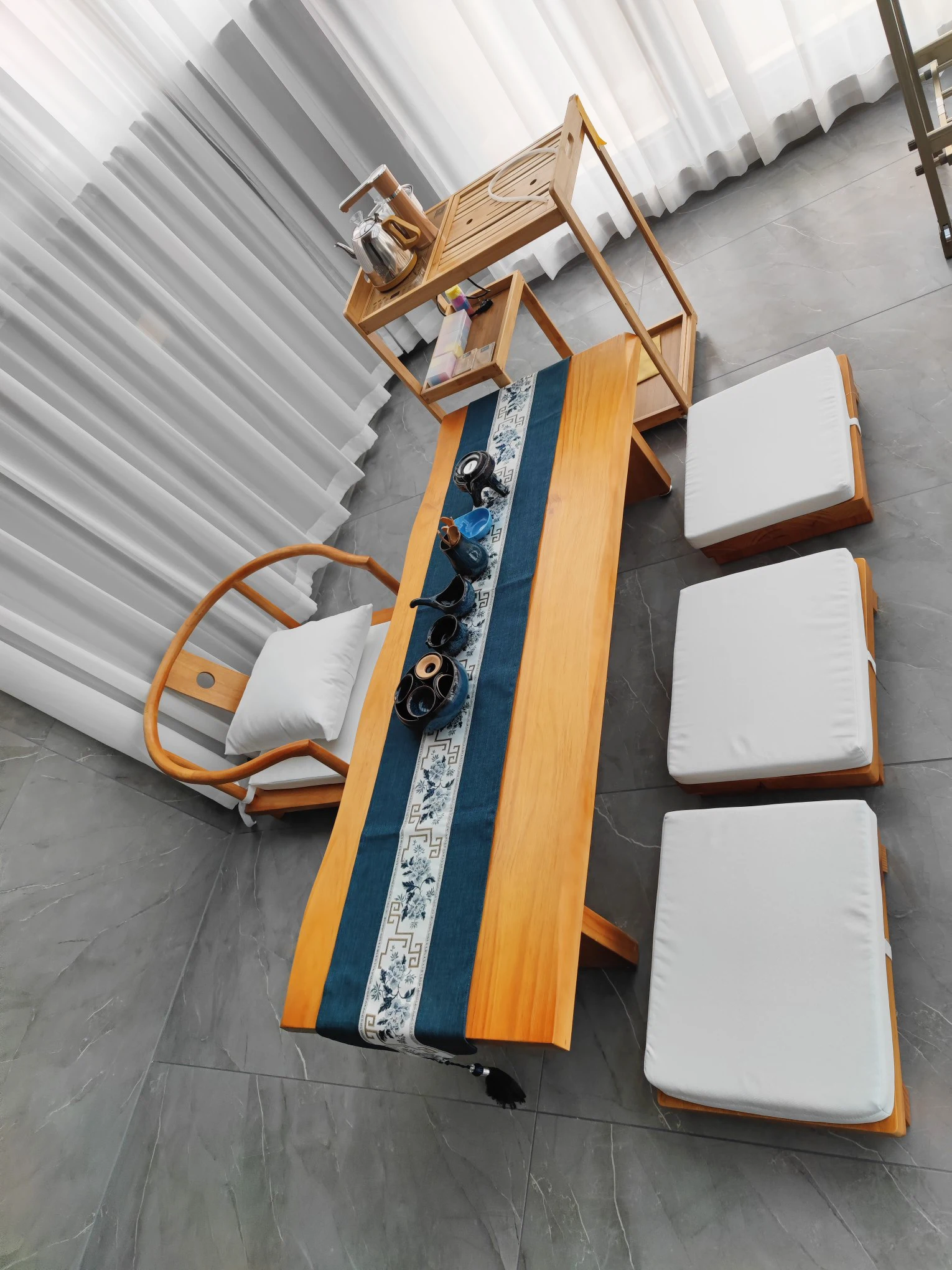 2023 New Modern Chinese Tea Table and Chair Combination Solid Wood Piano Table For Balcony Floating Window Zen Low Stool