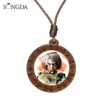 

Leon The Professional Killer Necklace Retro Movie Jewelry Matilda and Leon Cartoon Pattern Wood Pendant Choker Souvenirs