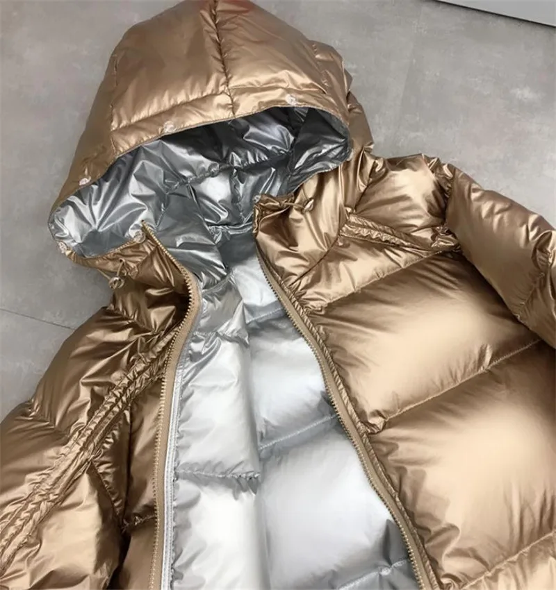 Серебряное пуховое пальто Короткие двухсторонние лаковые Яркие Кожаные металлические 90% пуховики европейские и американские осенние и зимние