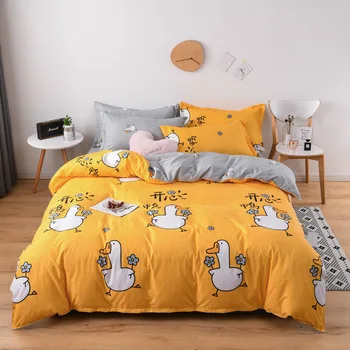 

4pcs Cartoon Beding Set Stripe Bed Sheet Plaid Flat Sheet Strawberrry Jacquard Bed Spread Pink Bed Cover Cotton Quilt Cover