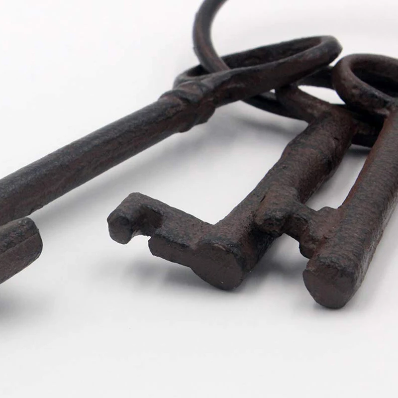 Pirate Treasure Chest Keys Set,Key Ring Antique Style,Rustic Cast Iron