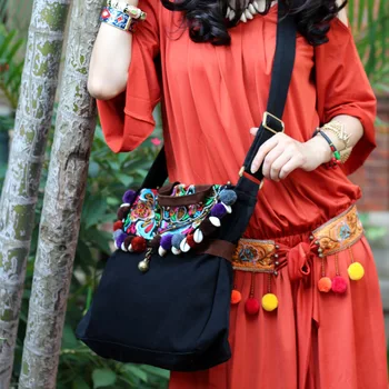 

2020 Embroidered bag, single shoulder bag, Messenger Bag, retro ethnic style bag, women's bag